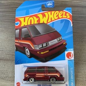Hot Wheels 1986 Toyota Van J Imports 80 1980s Mini Minivan Hotwheels New 2023